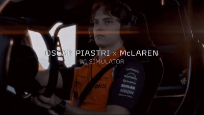 Oscar Piastri x McLaren W1 Simulator